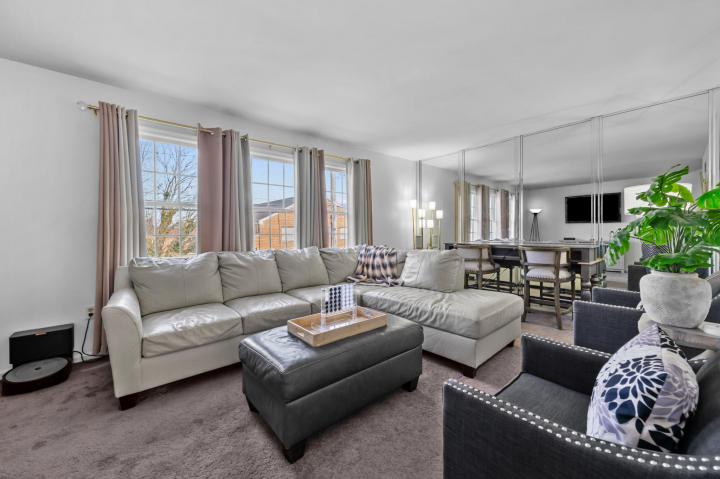 Photo of 118 5th Avenue