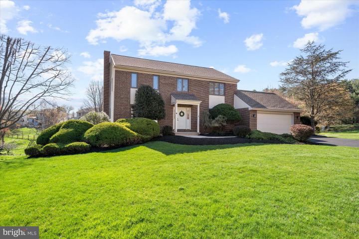 Photo of 2 Running Brook Lane