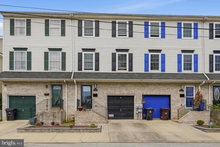 Photo of 429 Bradford Street