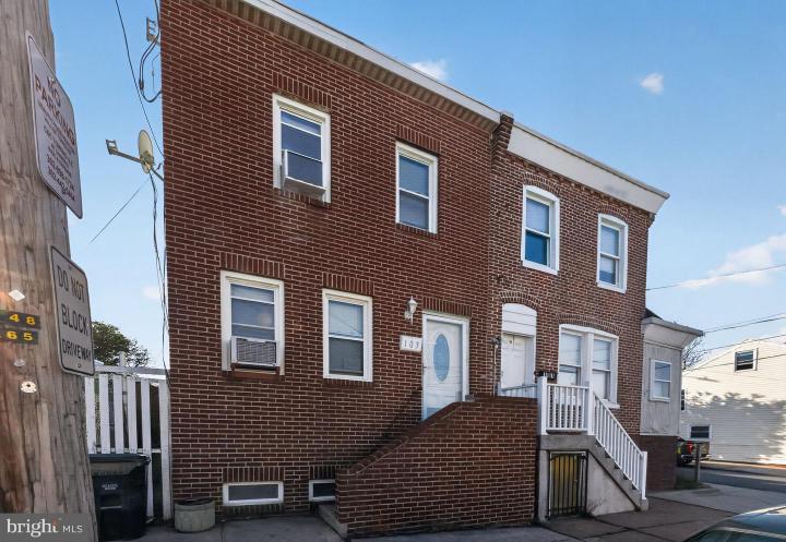 Photo of 103 S Harrison Street