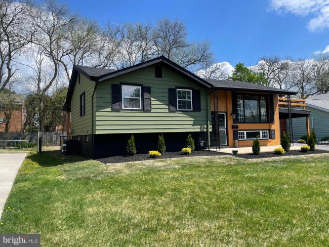 Photo of 104 Larkspur Road