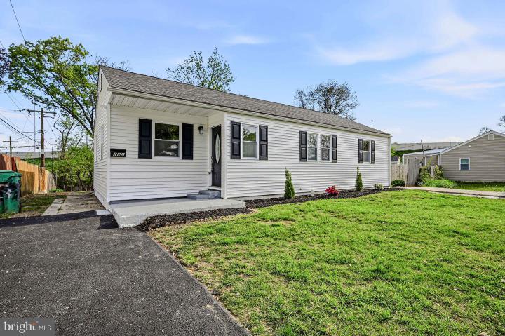 Photo of 102 Robinson Drive, New Castle DE