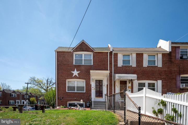 Photo of 1900 Prospect Road