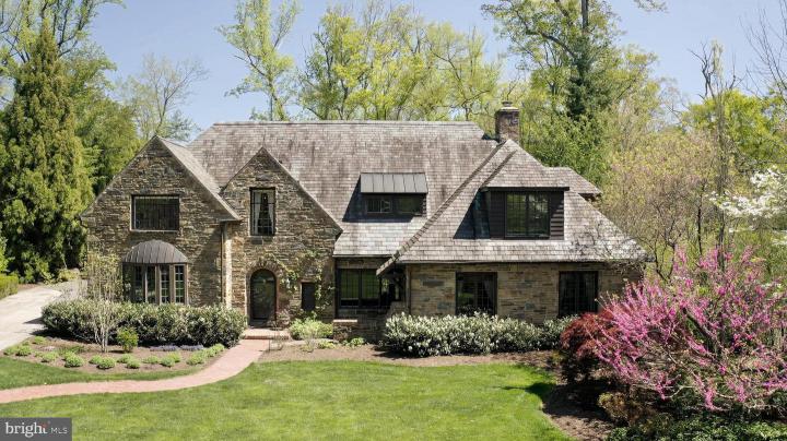 Photo of 1002 Overbrook Road, Wilmington DE