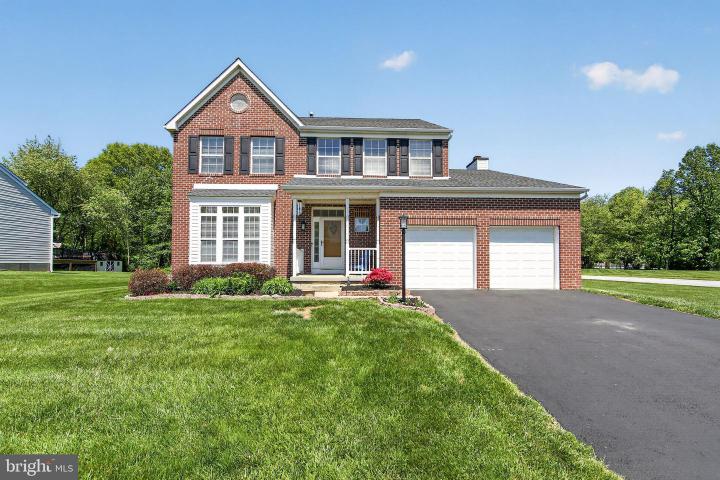 Photo of 222 W Hope Court