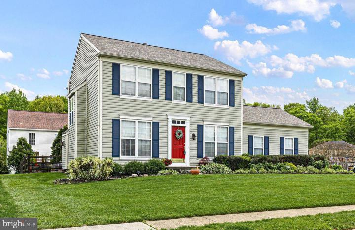 Photo of 11 Buttonwood Court