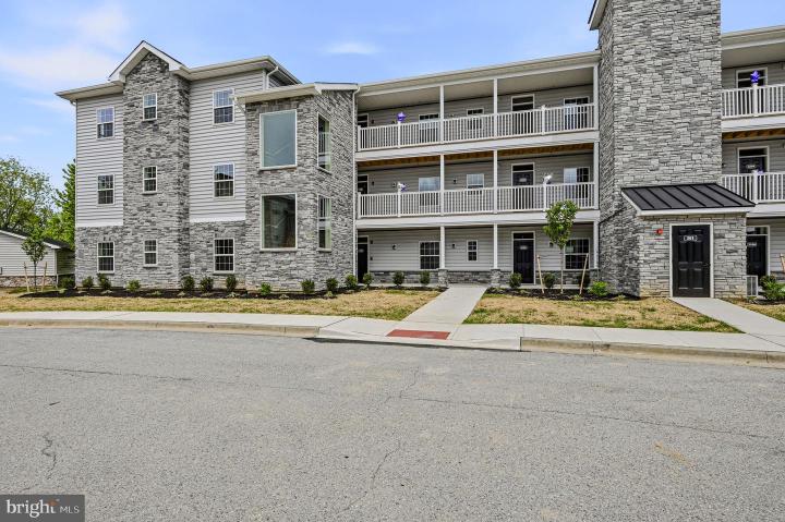 Photo of 201 Colonial Downs Court 2101