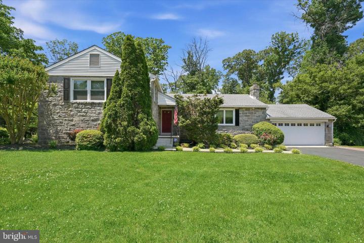Photo of 516 Ruxton Drive