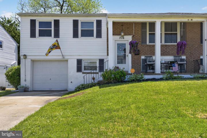 Photo of 716 Elmtree Lane
