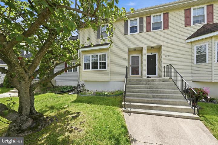 Photo of 502 4th Street