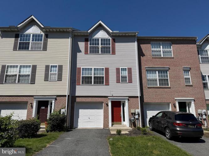 Photo of 99 Highland Circle