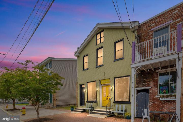 Photo of 38 Clinton Street