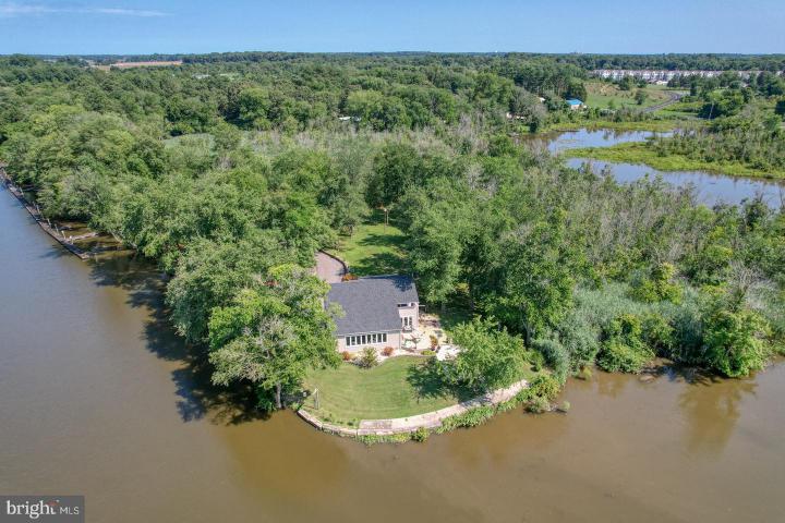 Photo of 5204 Brown Street