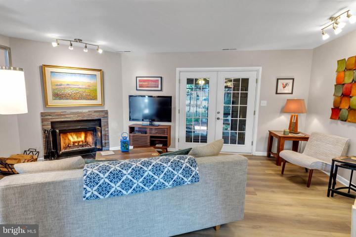 Photo of 37293 Martin Street 30