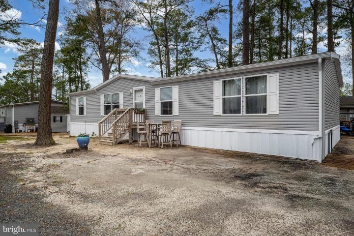 Photo of 27294 Lookout Road W32