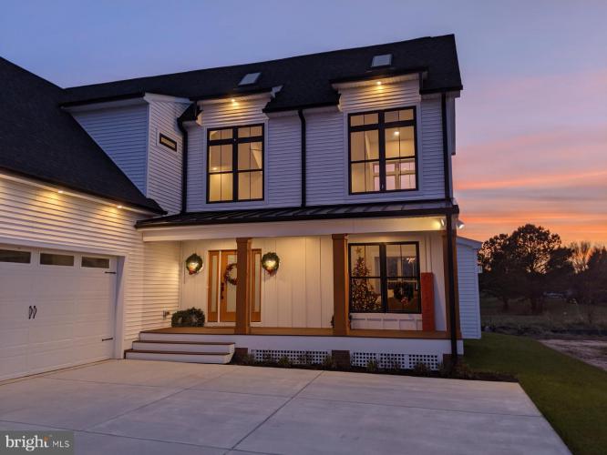 Photo of 20446 Honeysuckle Drive