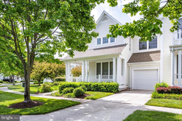 Photo of 211 October Glory Avenue