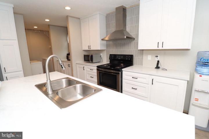 Photo of 23295 Martin Lane 56926