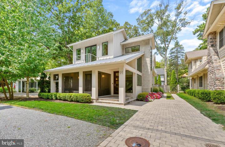 Photo of 91 Columbia Avenue