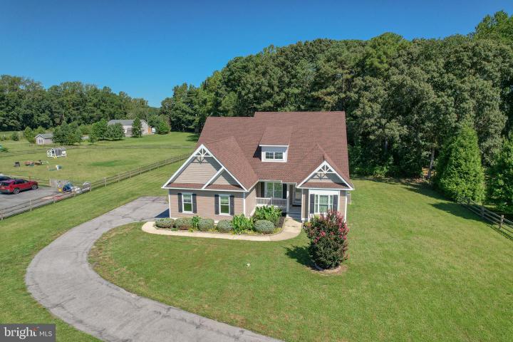 Photo of 21525 Waterview Road