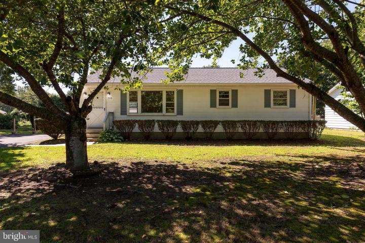 Photo of 506 Meadow Brook Lane