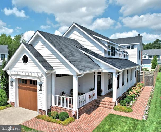 Photo of 422 Burton Avenue