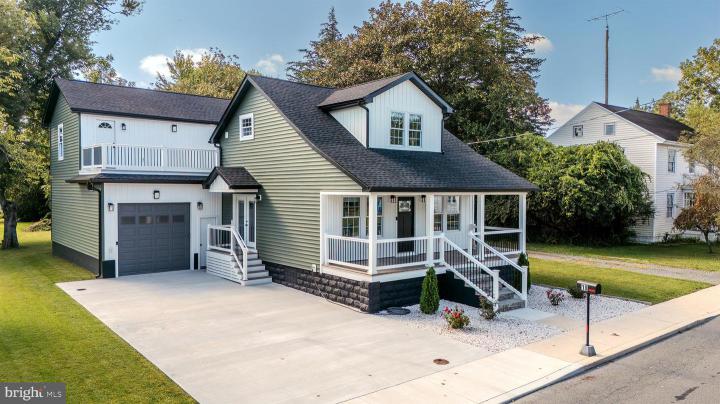 Photo of 18 W Mccabe Street