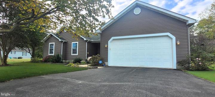 Photo of 912 Little Brooke Lane