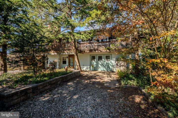 Photo of 106 Florida Avenue