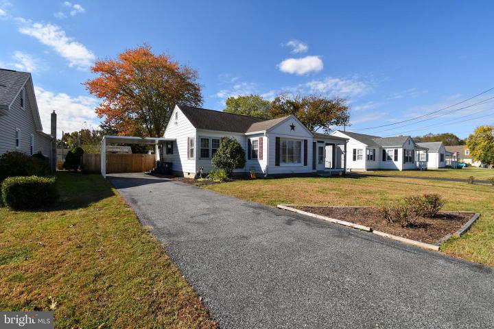 Photo of 309 Robinson Street