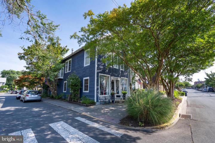 Photo of 328 Market Street