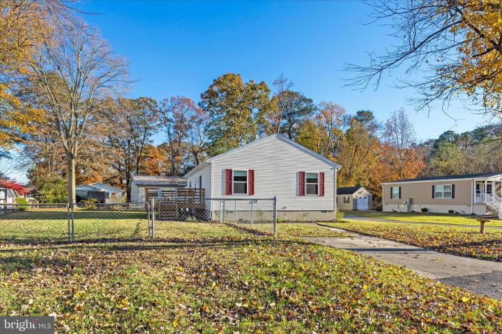 Photo of 32772 Vera Lane