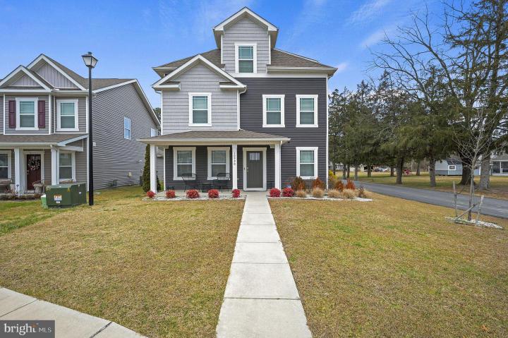 Photo of 10990 Farmerfield Street