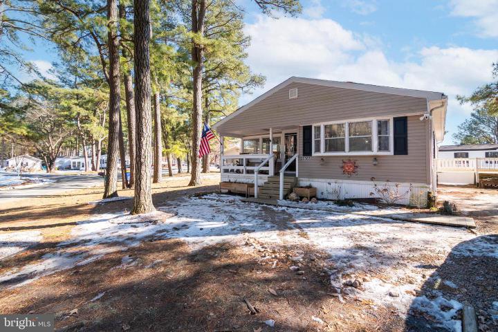 Photo of 35502 E Harbor Drive