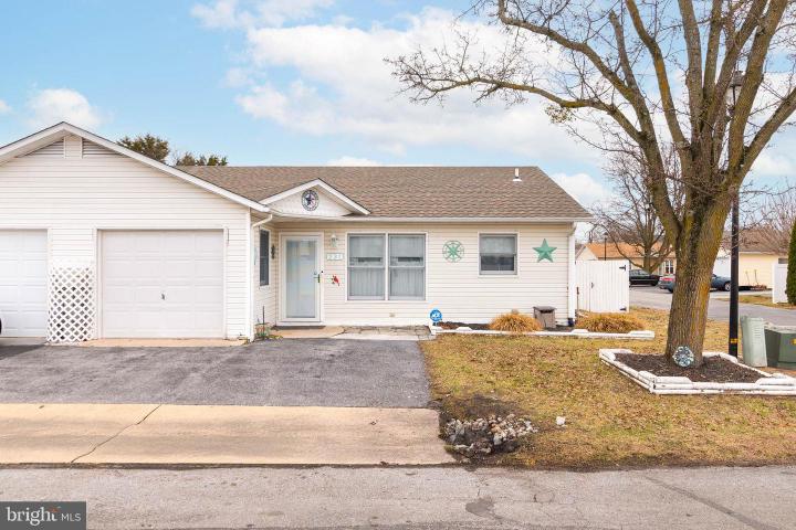 Photo of 231 Magnolia Drive