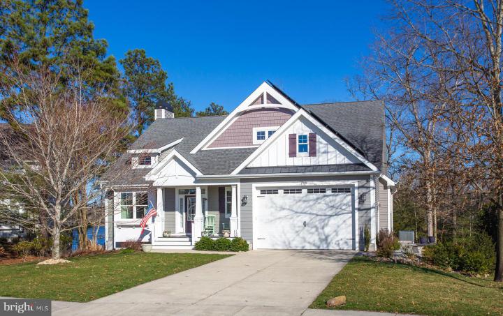 Photo of 132 W Shore Drive