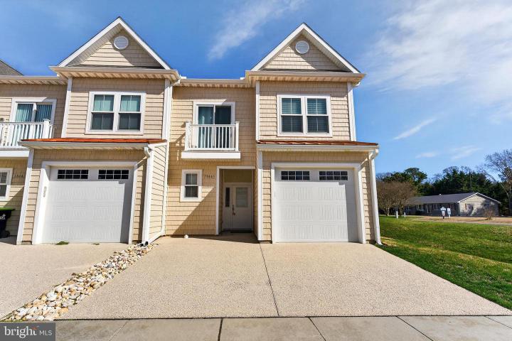 Photo of 38445 Grand Avenue G2