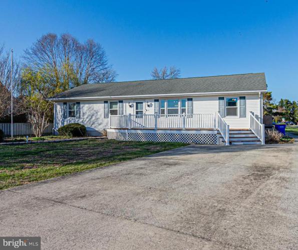 Photo of 37725 E Pond Circle