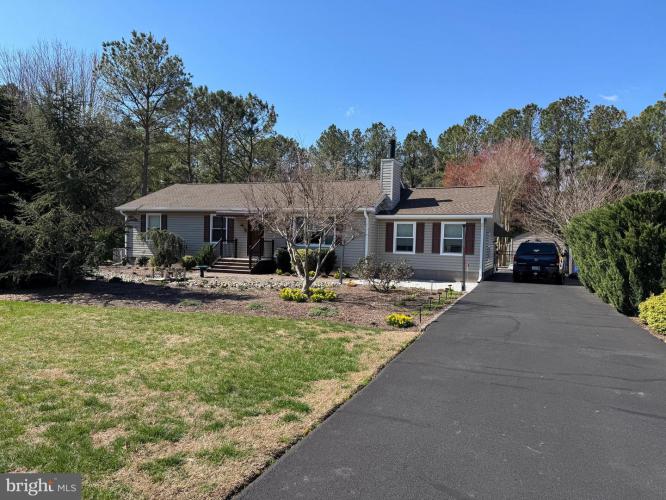 Photo of 16 Sandalwood Drive