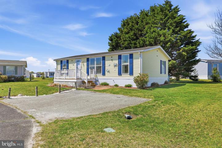 Photo of 26114 Redwing Ct