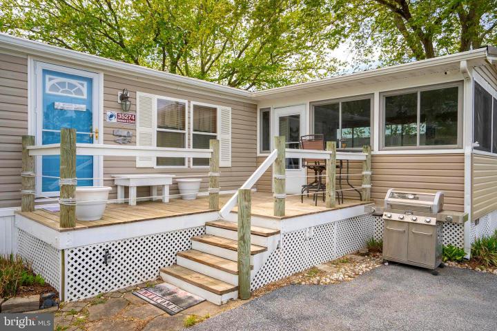 Photo of 35274 8th Street
