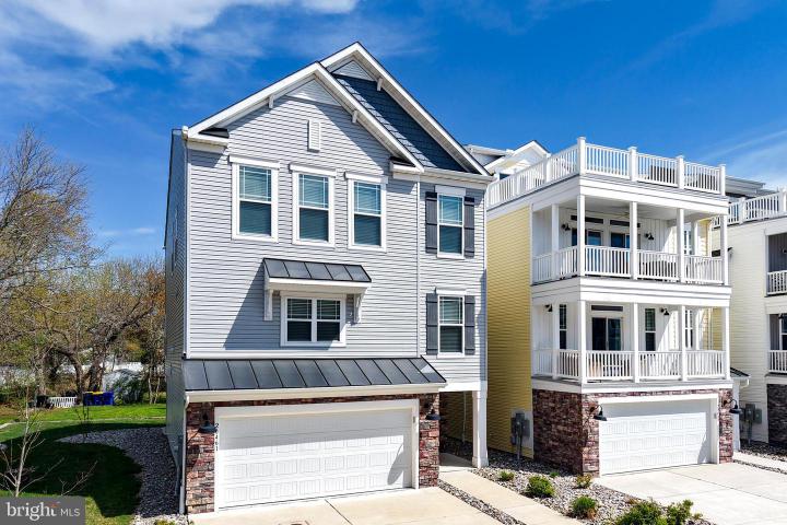 Photo of 20461 Blue Point Drive