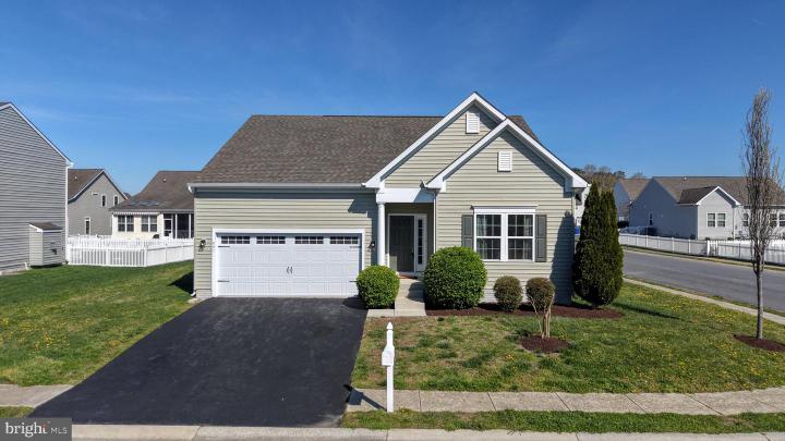 Photo of 401 Amberly Court