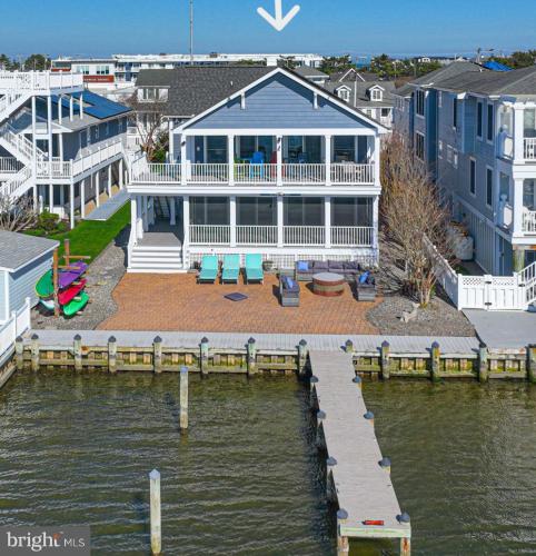 Photo of 1502 Bay Street
