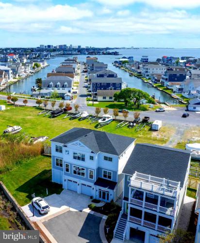 Photo of 38883 Verandah Bay Drive