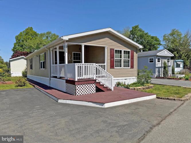 Photo of 19958 Dodd Avenue G18