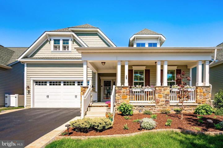 Photo of 23832 Pembroke Lane
