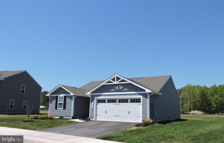 Photo of 38493 Barberry Street