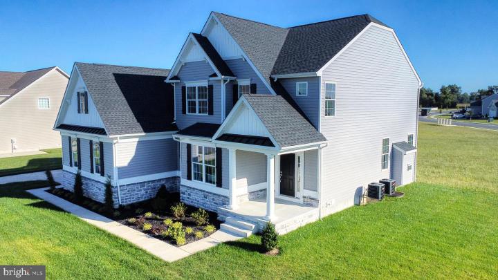 Photo of 22416 Hummingbird Road