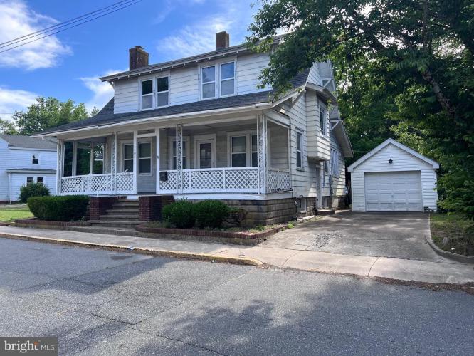 Photo of 402 Willow Street, Laurel DE